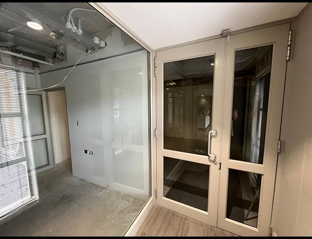 454M² BUSINESS TO LET IN CENTURY CITY